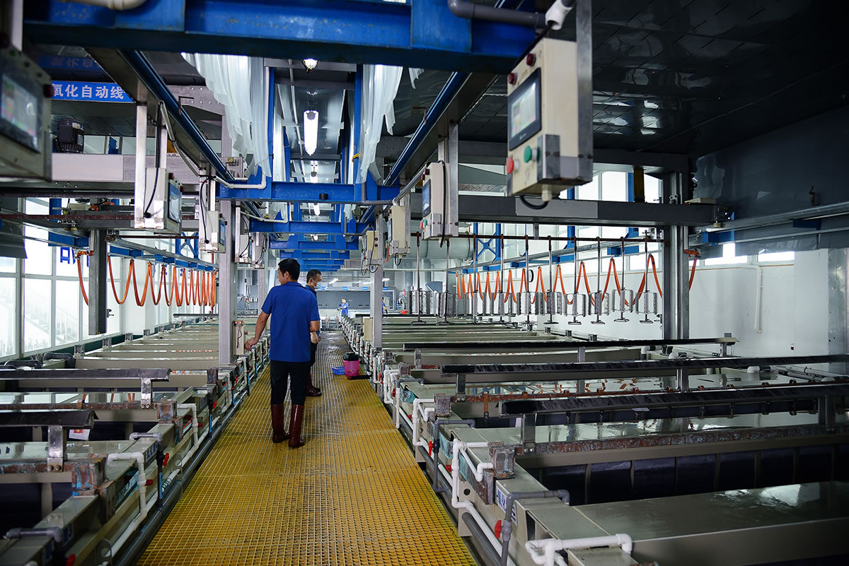 一家優(yōu)秀的陽(yáng)極氧化廠家需要具備哪些優(yōu)勢(shì)？